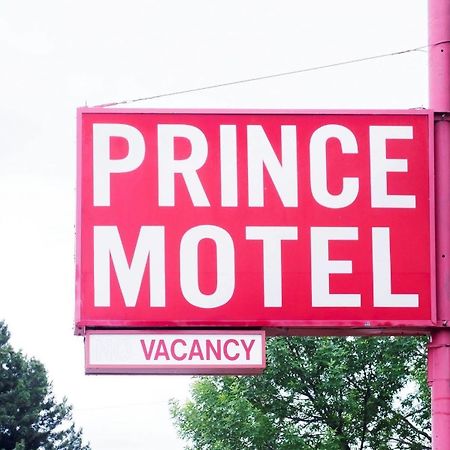 Prince Motel プリンスジョージ エクステリア 写真
